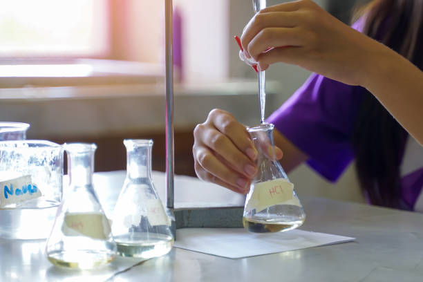 Advantages of Using Phenolphthalein